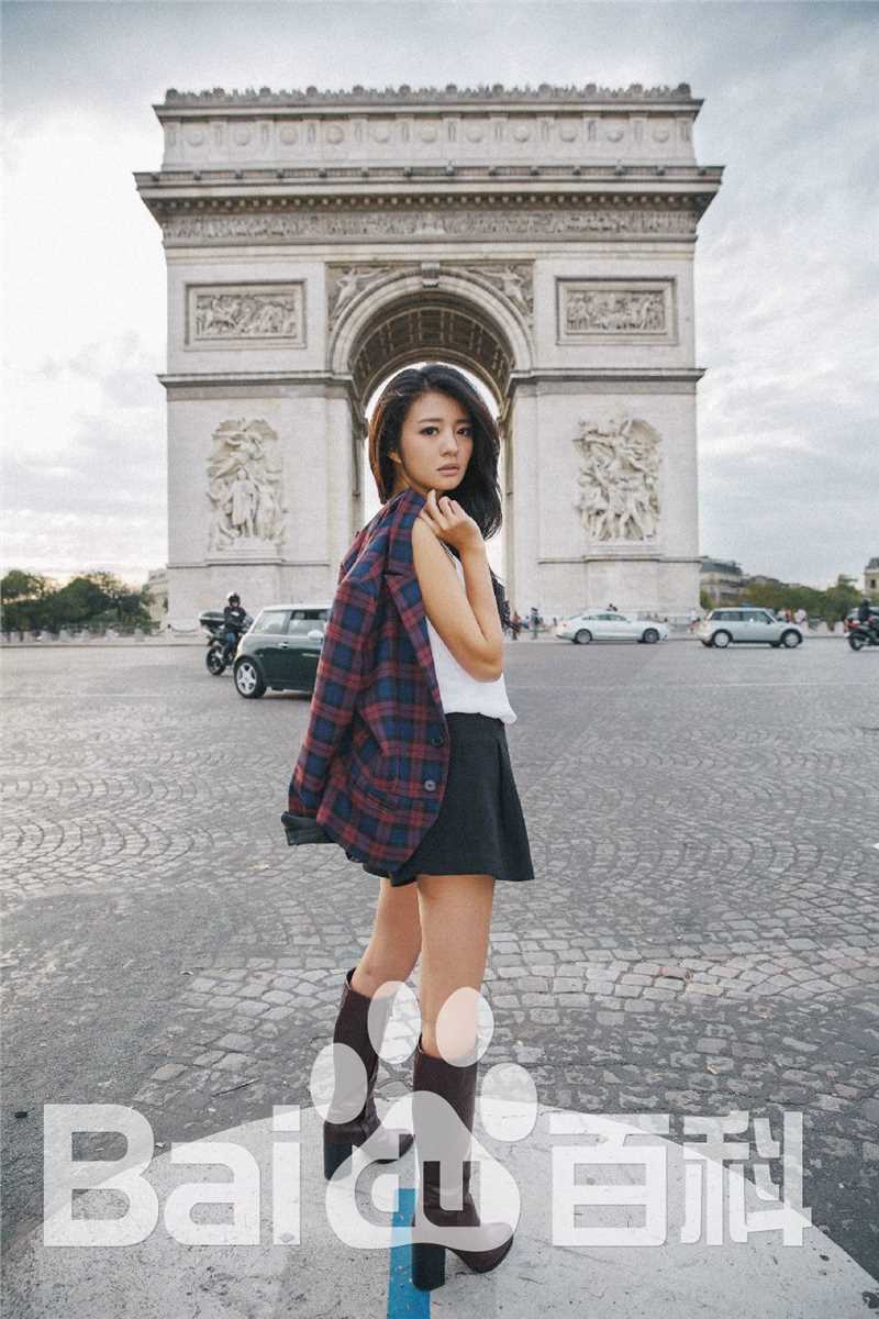 安以轩(Ann)2014巴黎街拍素颜照壁纸