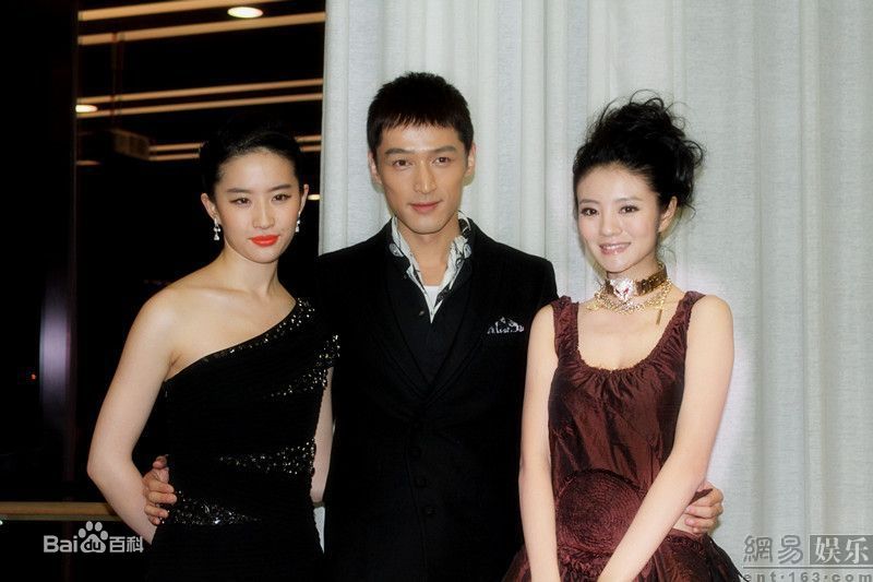 最新安以轩(Ann)精彩图册