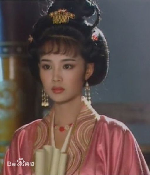 茹萍(Ru Ping)在《武则天》中饰上官婉儿中的