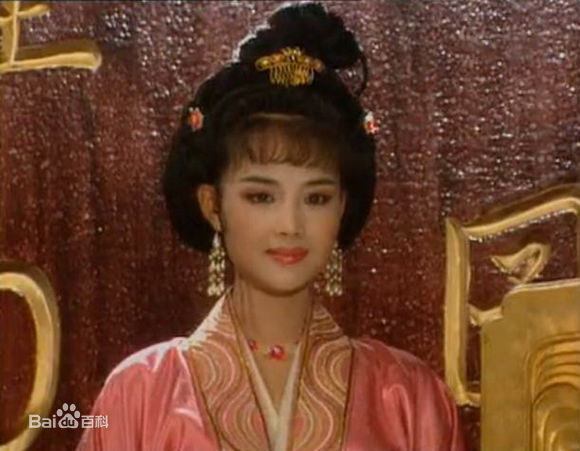 茹萍(Ru Ping)在《武则天》中饰上官婉儿中的
