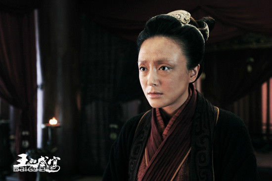最新秦岚(Qin Lan)在《王的盛宴》饰演的吕后中的壁纸