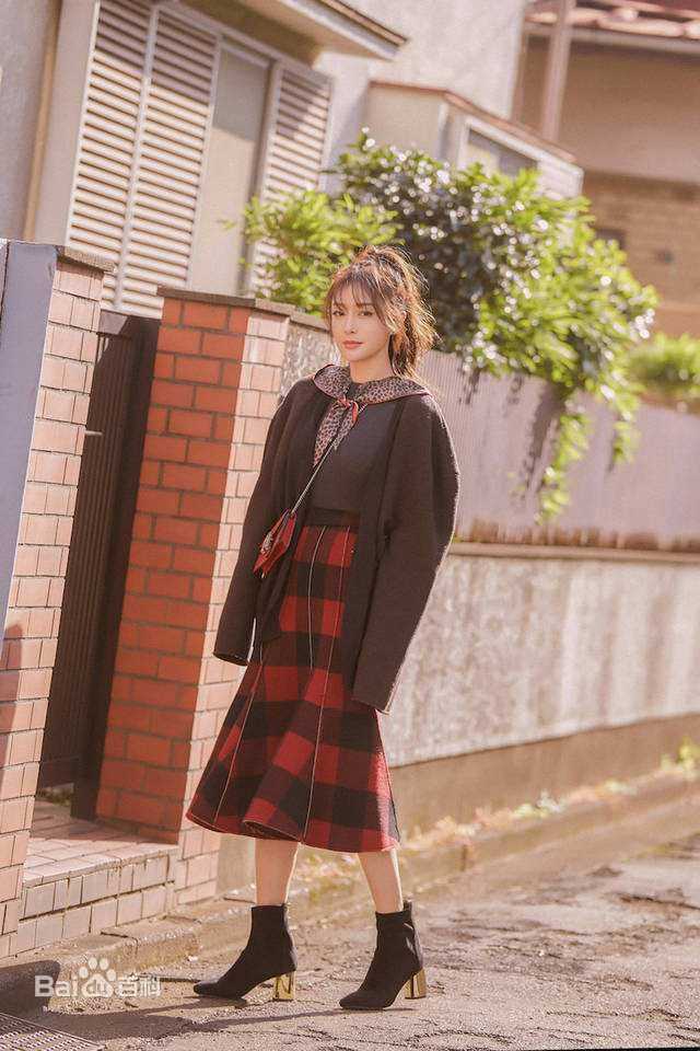 秦岚(Qin Lan)街拍图片图集