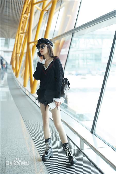 秦岚(Qin Lan)街拍图片图集