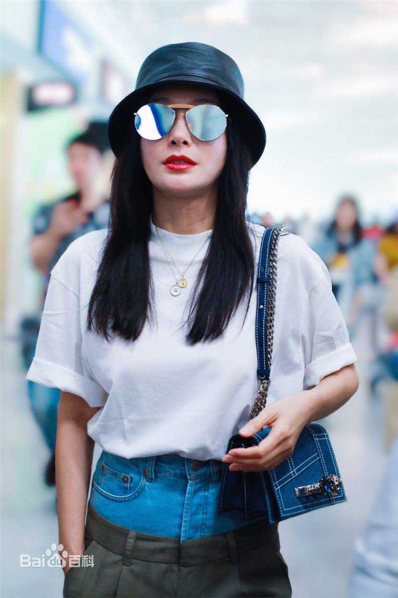 秦岚(Qin Lan)街拍图片图集