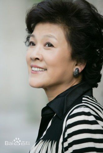 宋春丽生活照前后照片