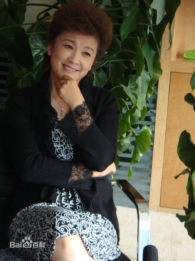 最全宋春丽素颜照