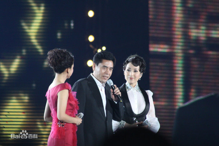 陈宝国出席活动性感图片图集