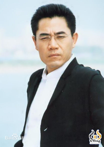 陈宝国图册生活照