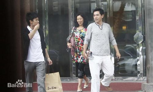 陈宝国和家人壁纸壁纸