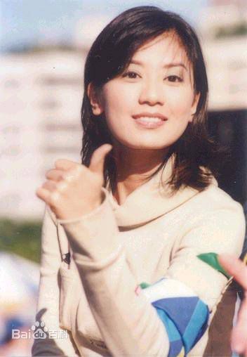 贾静雯(Alyssa Chia)生活照性感图片图集