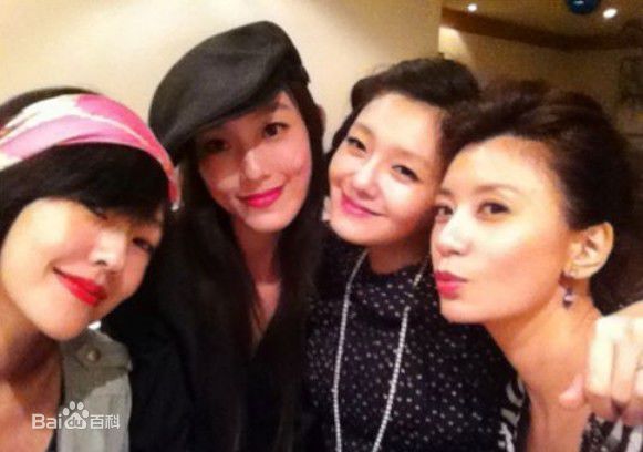 最优质贾静雯(Alyssa Chia)精彩图册