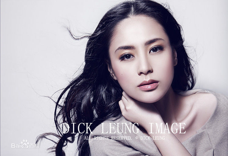 钟欣潼(GillianChung)3650专辑签售素颜照壁纸