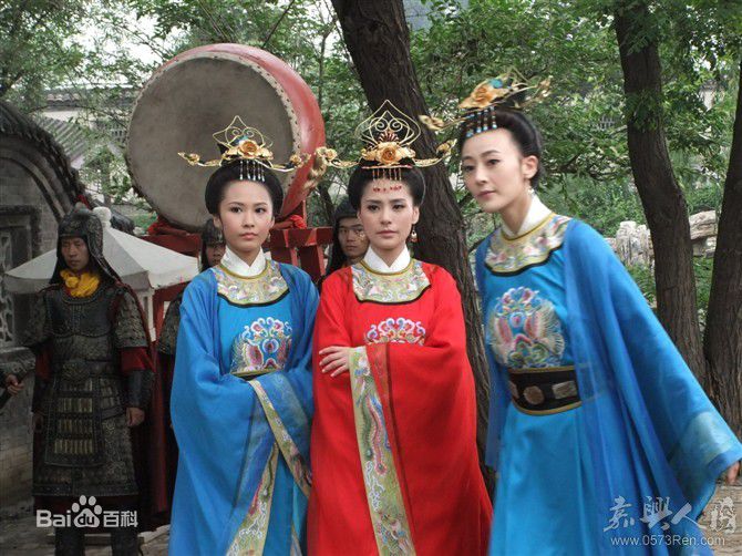 钟欣潼(GillianChung)2010年《大唐女巡按》精选剧照