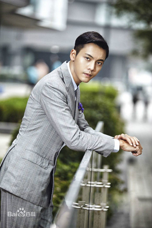 陈伟霆(William Chan)在《街拍时刻》中的