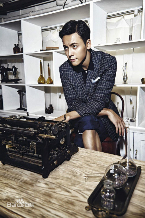 陈伟霆(William Chan)在《街拍时刻》中的