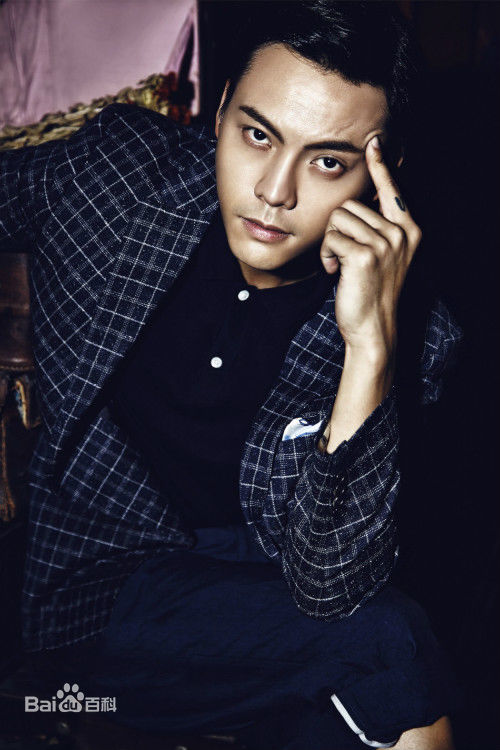 陈伟霆(William Chan)在《街拍时刻》中的