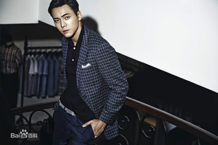 陈伟霆(William Chan)在《街拍时刻》中的