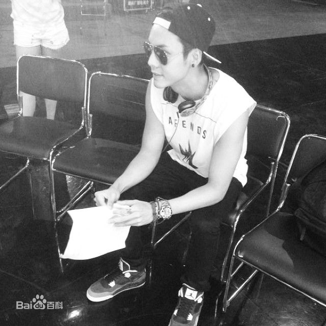 陈伟霆(William Chan)生活照壁纸壁纸