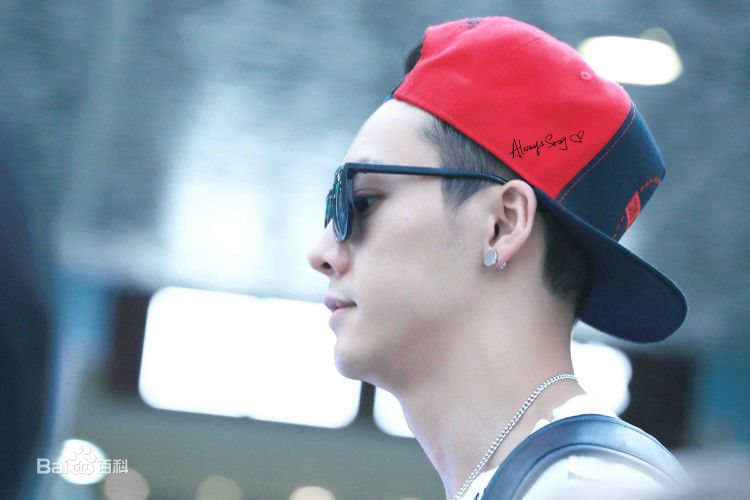 陈伟霆(William Chan)生活照壁纸壁纸