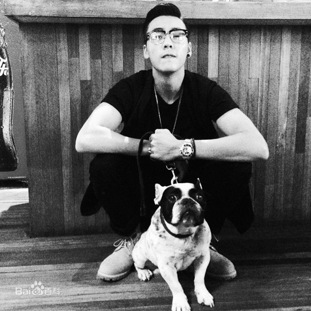 陈伟霆(William Chan)生活照壁纸壁纸