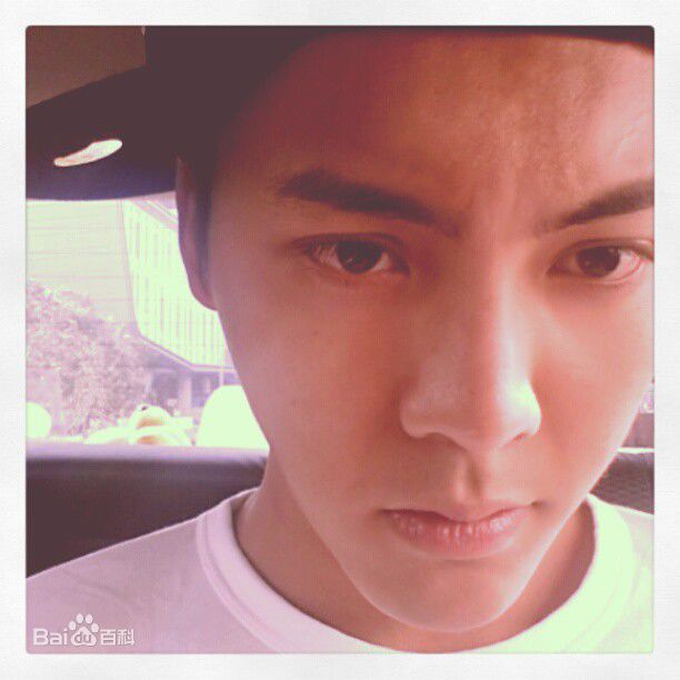 陈伟霆(William Chan)生活照壁纸壁纸