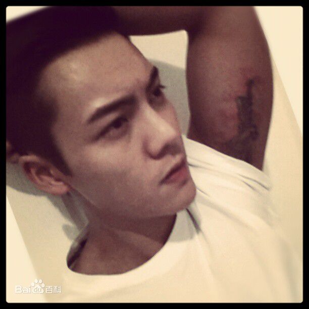 陈伟霆(William Chan)生活照壁纸壁纸