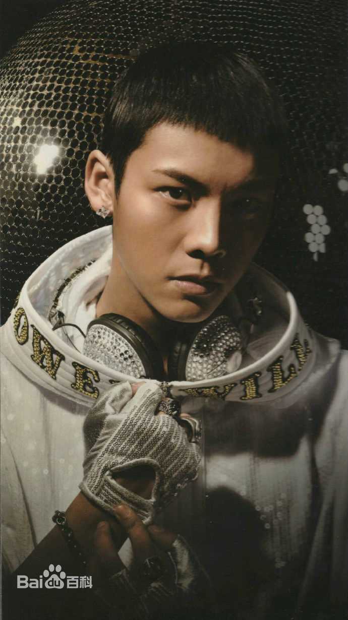 最优质陈伟霆(William Chan)在个人首张音乐专辑《Will Power》中的相册