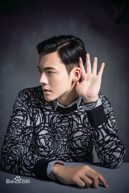 最新陈伟霆(William Chan)在EP《等等》中的图集