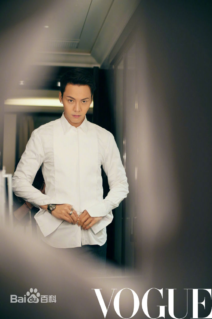 高清陈伟霆(William Chan)在《Vogue服饰与美容》中的图集