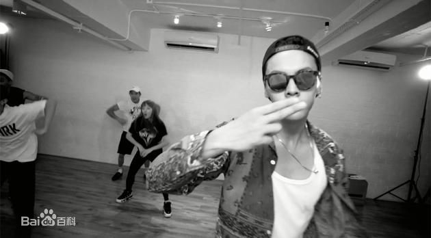 最新陈伟霆(William Chan)在《W企划》中的图集