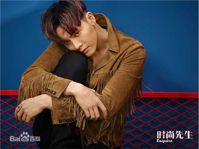 陈伟霆(William Chan)最新《时尚先生》杂志拍摄壁纸