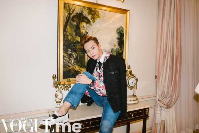 最新陈伟霆(William Chan)在《VogueMe》中的图集