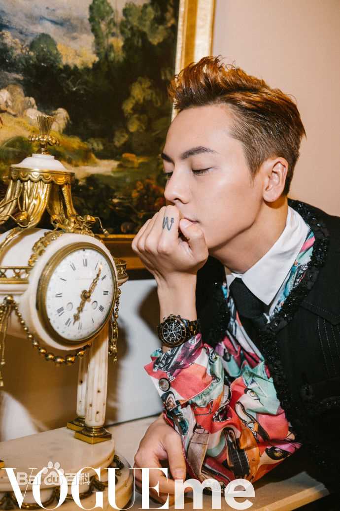 最新陈伟霆(William Chan)在《VogueMe》中的图集