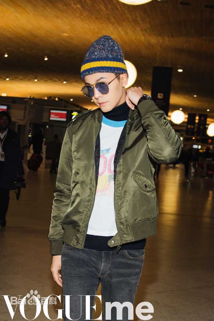 最新陈伟霆(William Chan)在《VogueMe》中的图集