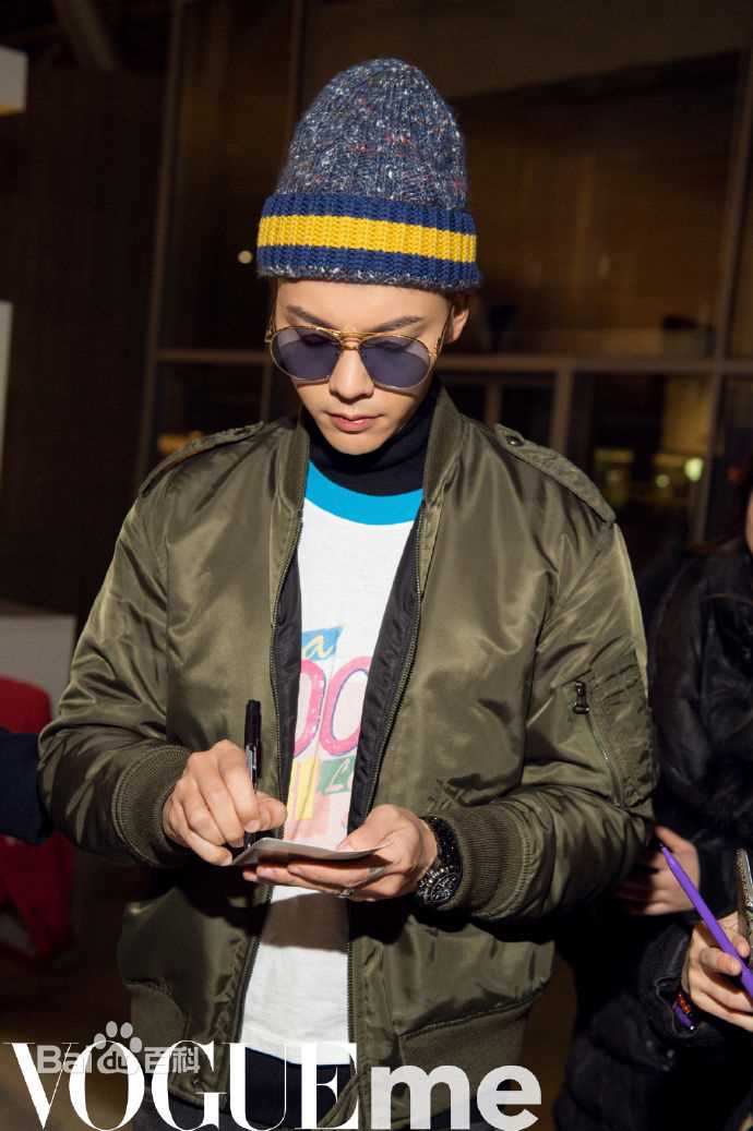 最新陈伟霆(William Chan)在《VogueMe》中的图集