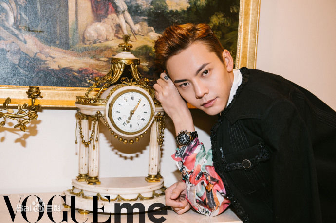 最新陈伟霆(William Chan)在《VogueMe》中的图集