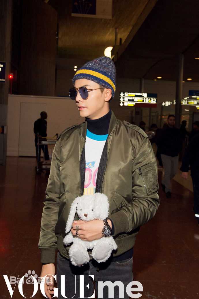 最新陈伟霆(William Chan)在《VogueMe》中的图集