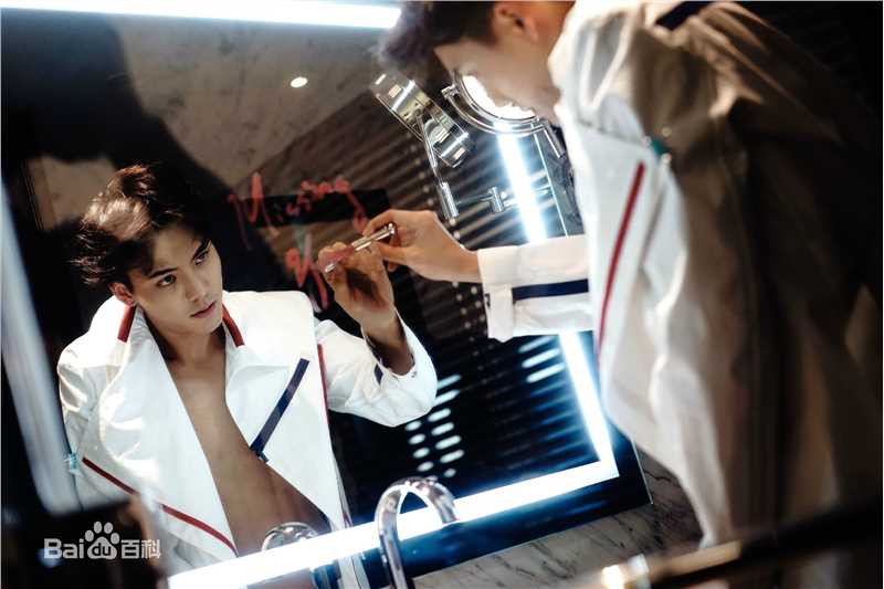 高清陈伟霆(William Chan)在《时尚健康》中的图册