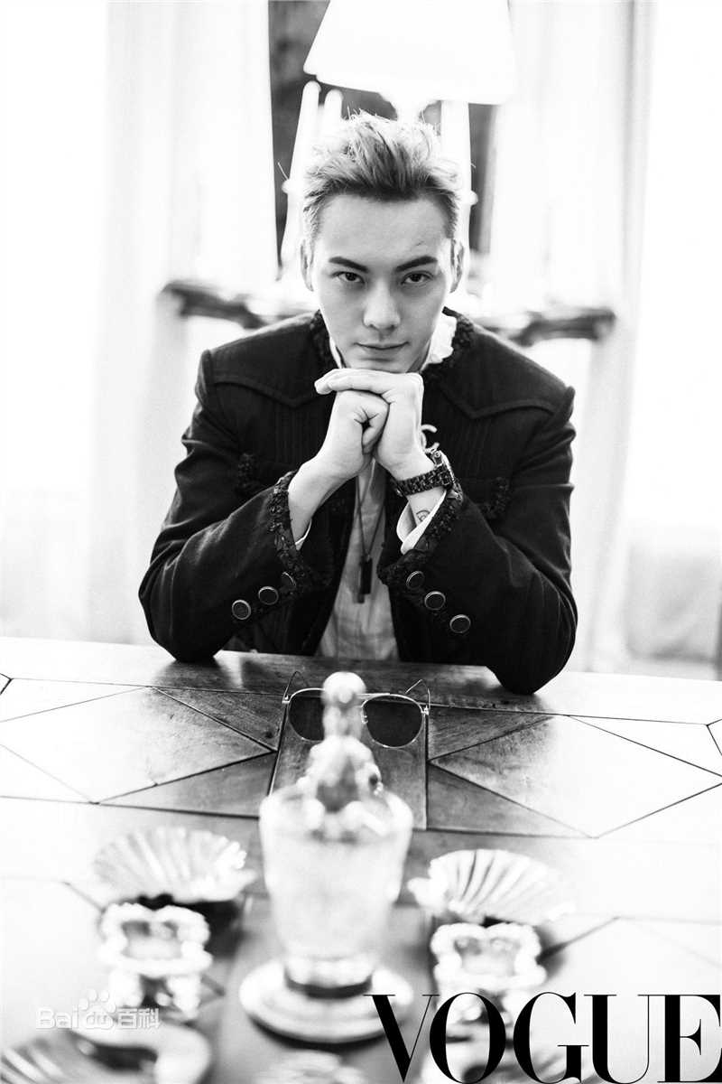 陈伟霆(William Chan)巴黎参观香奈儿公寓图片图集