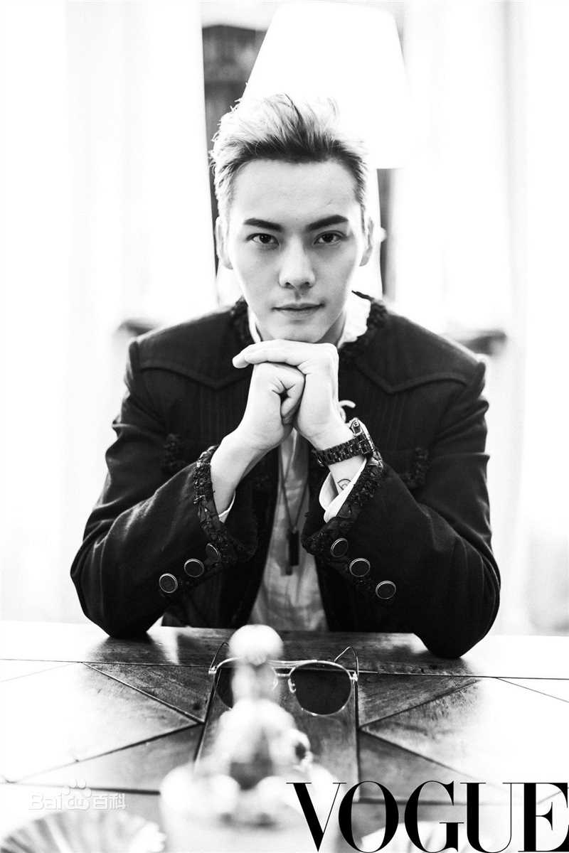 陈伟霆(William Chan)巴黎参观香奈儿公寓图片图集