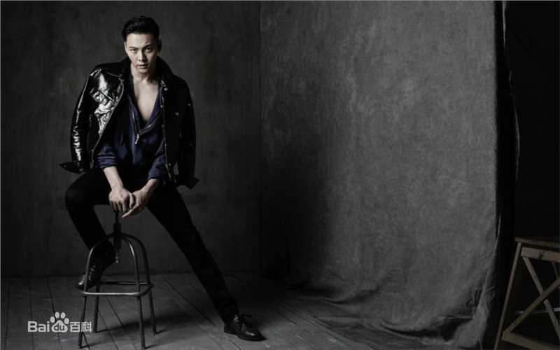 最全陈伟霆(William Chan)在《ELLE》中的相册