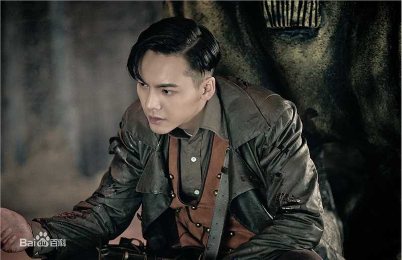 最新陈伟霆(William Chan)在电视剧《老九门》饰演张启山中的壁纸