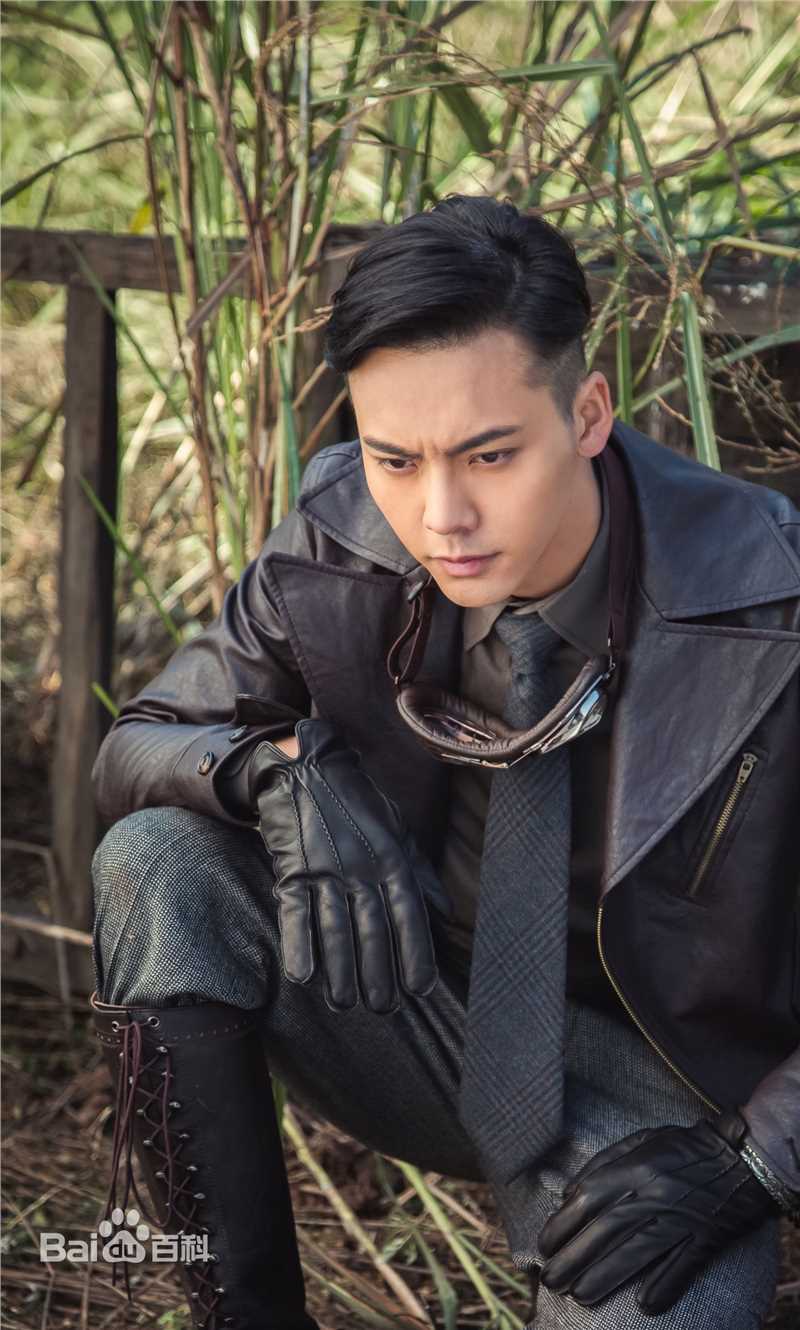 最新陈伟霆(William Chan)在电视剧《老九门》饰演张启山中的壁纸