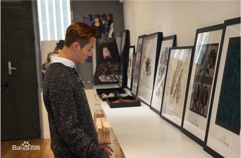 陈伟霆(William Chan)巴黎参观香奈儿手工坊图册