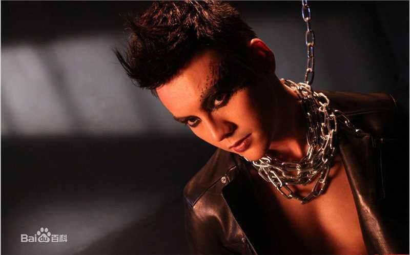 最新陈伟霆(William Chan)在个人专辑《 Heads or Tails》中的图集