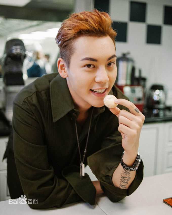 最新陈伟霆(William Chan)性感图片