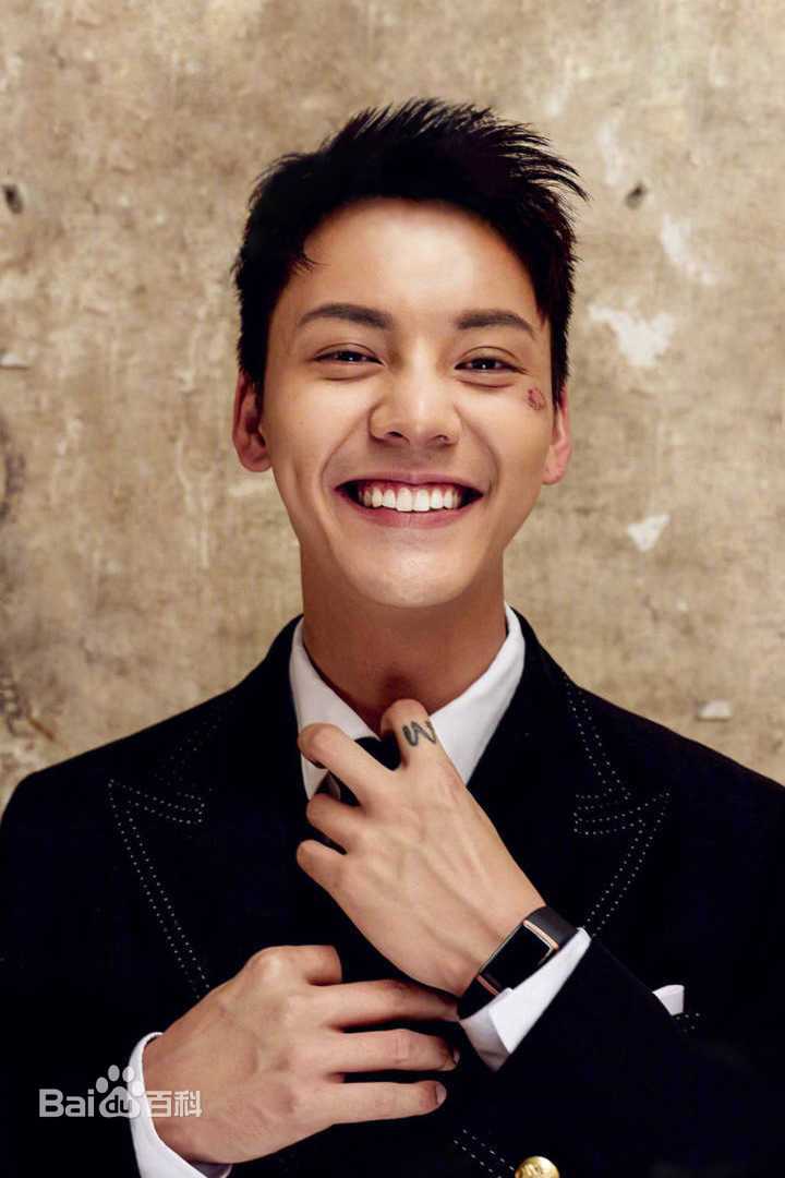 最新陈伟霆(William Chan)性感图片