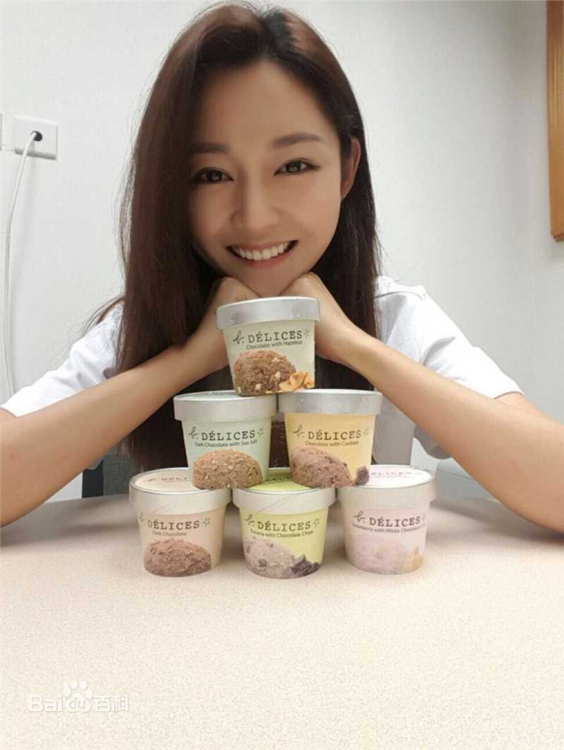 卫诗雅(Michelle)生活照素颜照壁纸