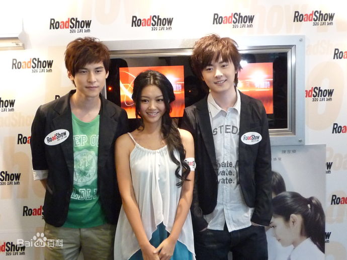 卫诗雅(Michelle)生活照素颜照壁纸