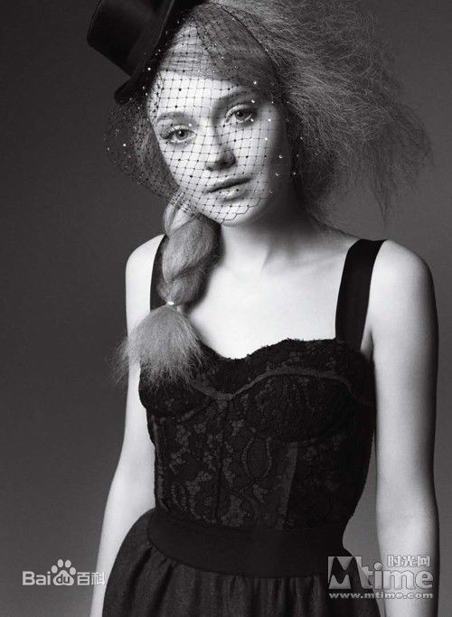 达科塔·范宁(Dakota Fanning)精选图册